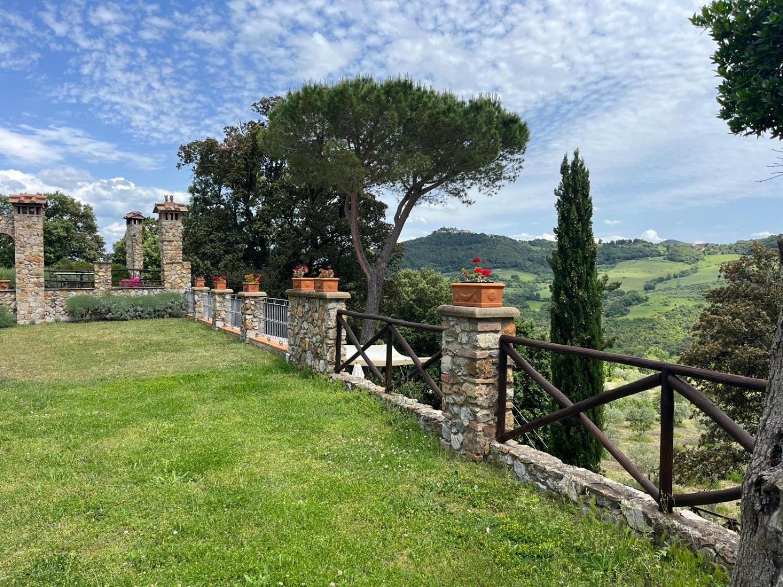 Agriturismo Aia Leccioni Micciano Bagian luar foto